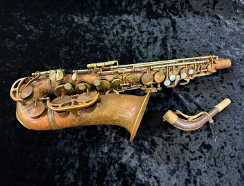 Vintage King Super 20 Alto Saxophone, Serial #298426 – Killer Player! 1948